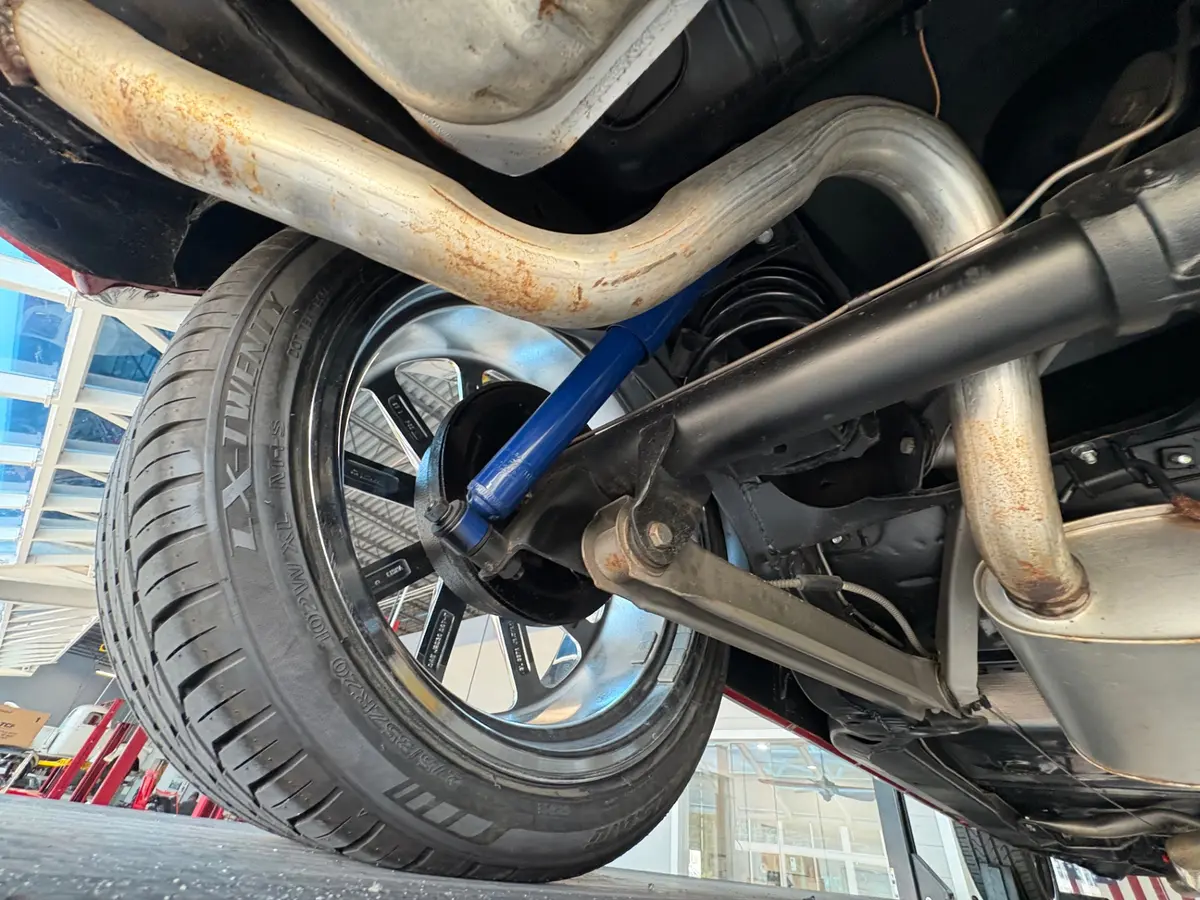 Vehicle photo 53