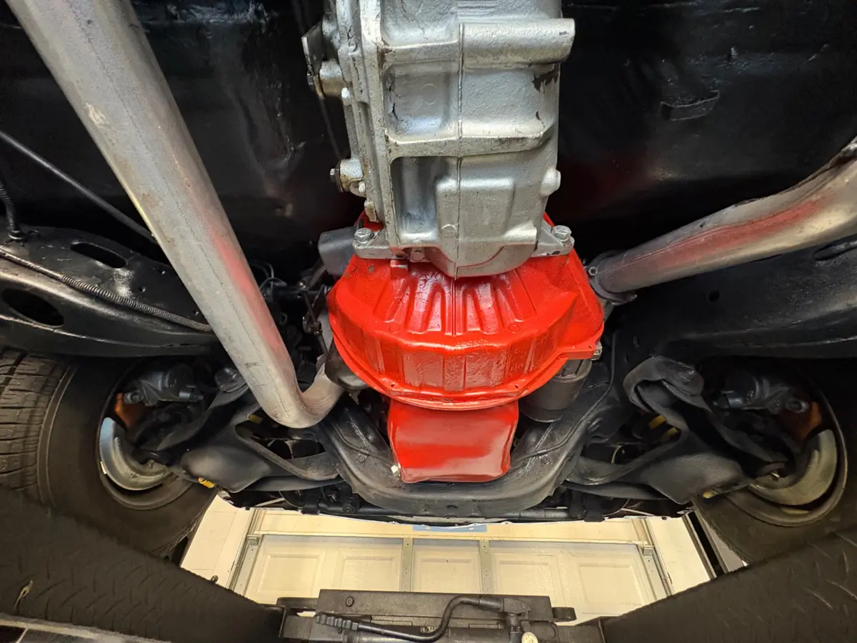 Vehicle photo 114