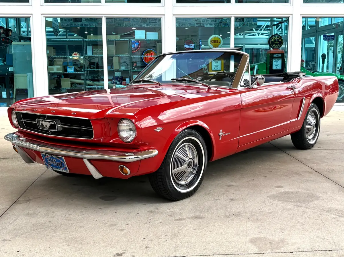 Vehicle photo 1