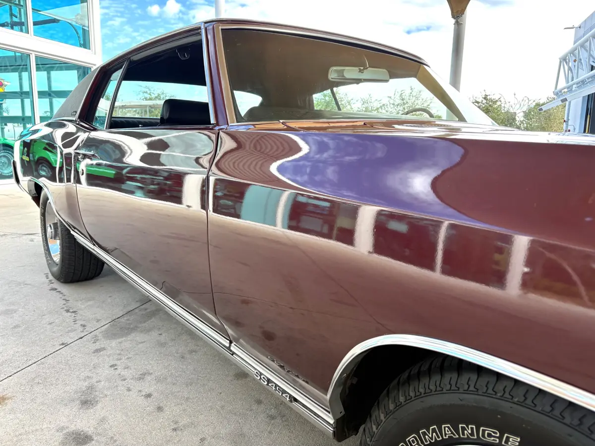 Vehicle photo 25