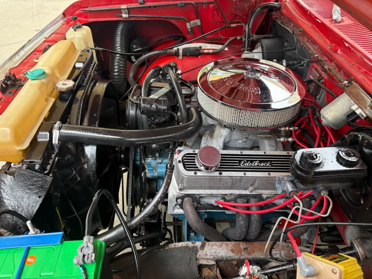 Vehicle photo 31