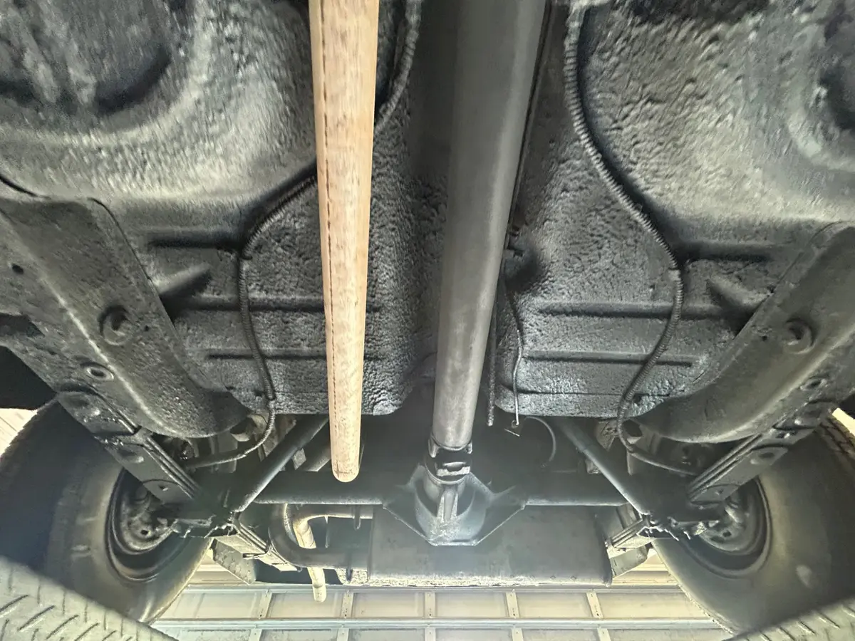 Vehicle photo 36