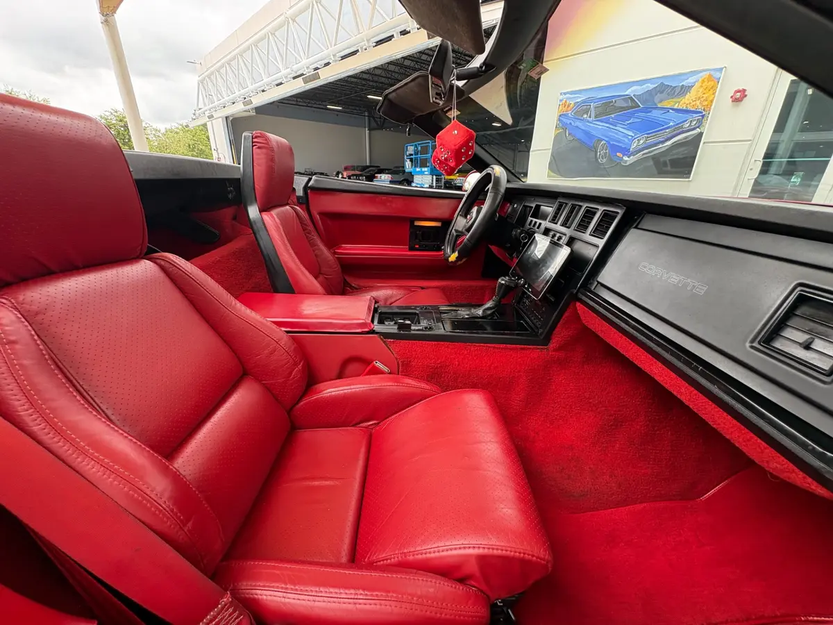 Vehicle photo 39