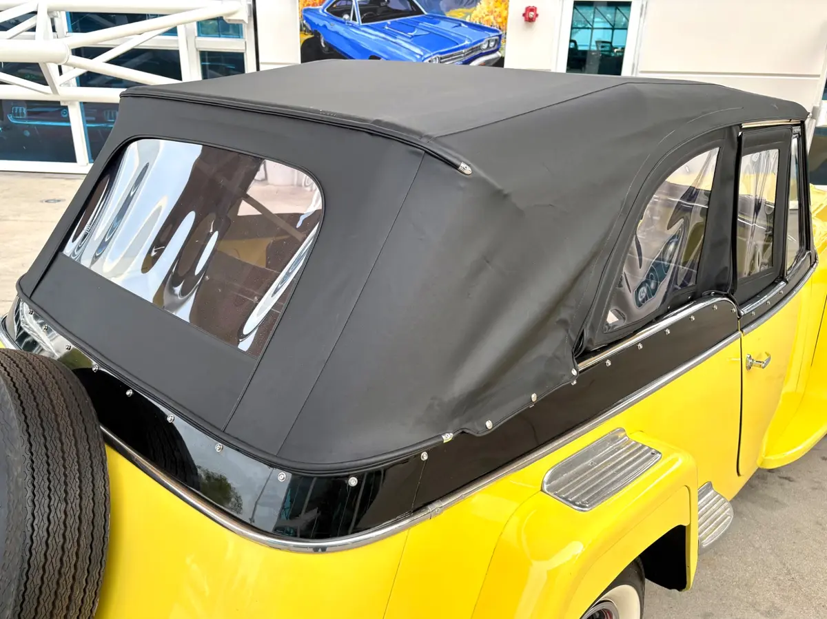 Vehicle photo 25