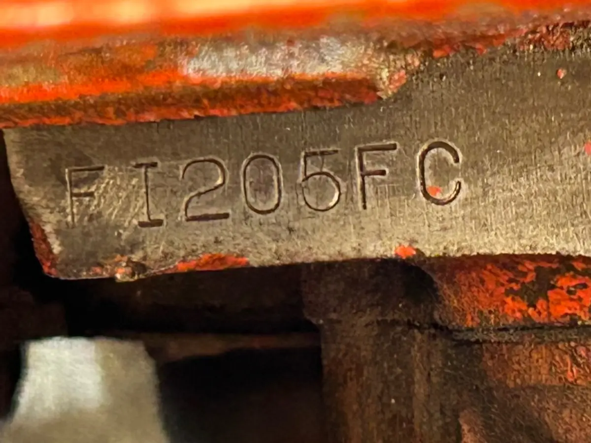 Vehicle photo 17