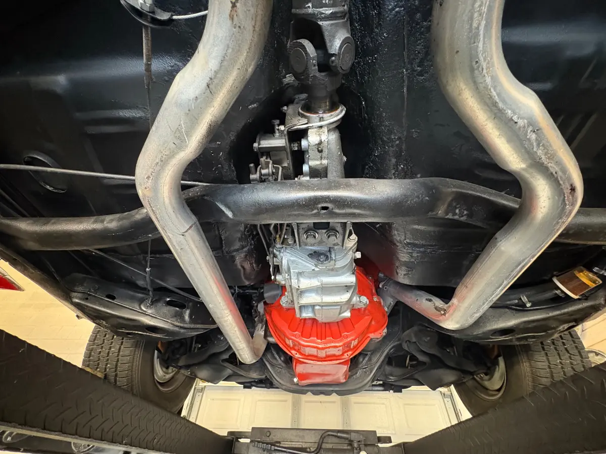 Vehicle photo 113