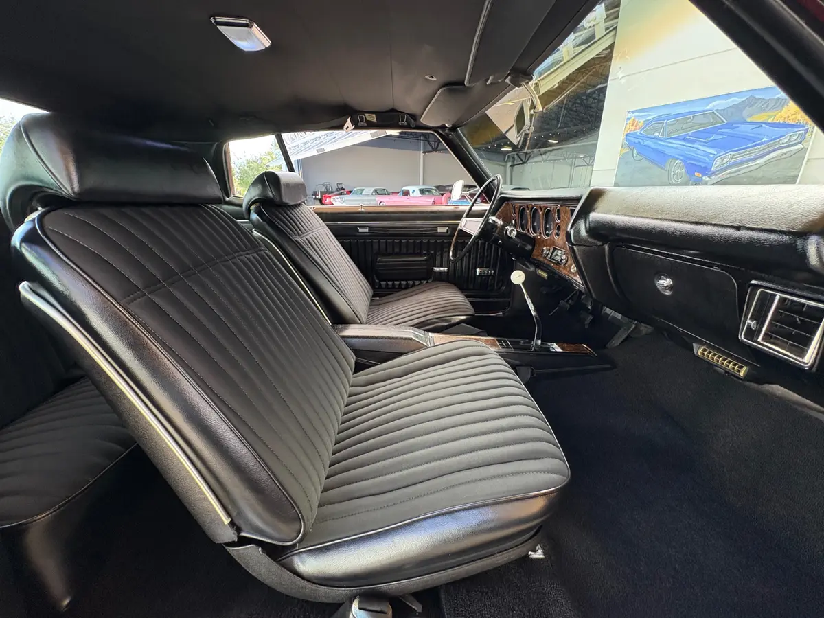 Vehicle photo 62