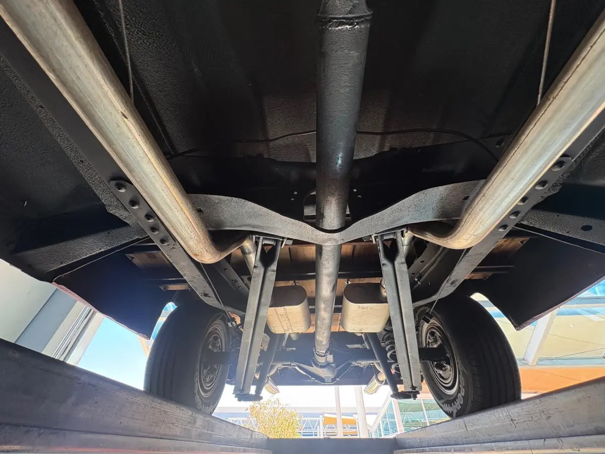 Vehicle photo 51