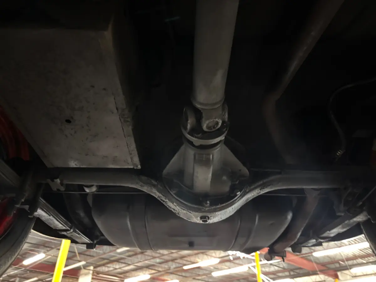 Vehicle photo 36