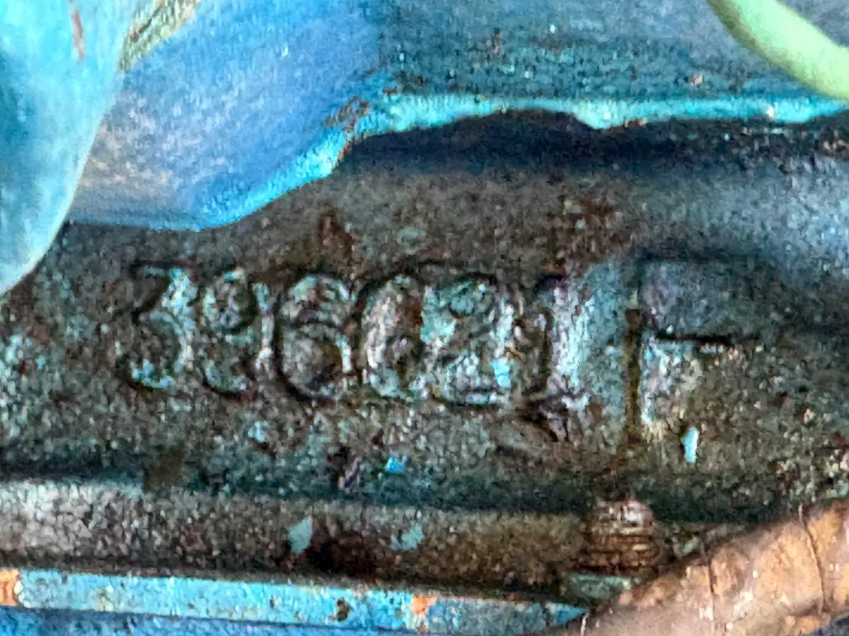 Vehicle photo 26