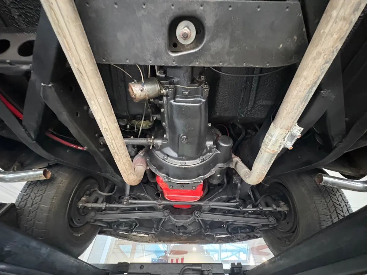 Vehicle photo 53
