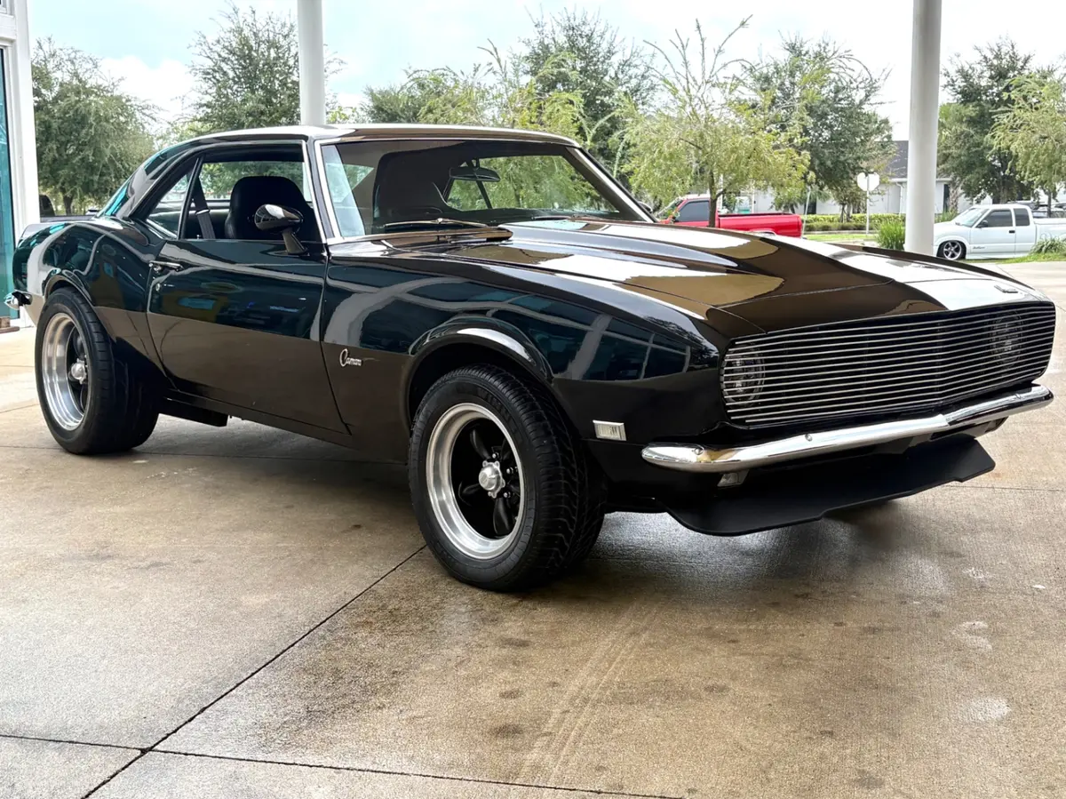 Vehicle photo 4