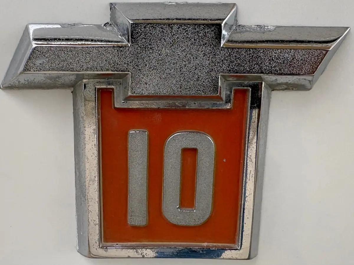 Vehicle photo 22