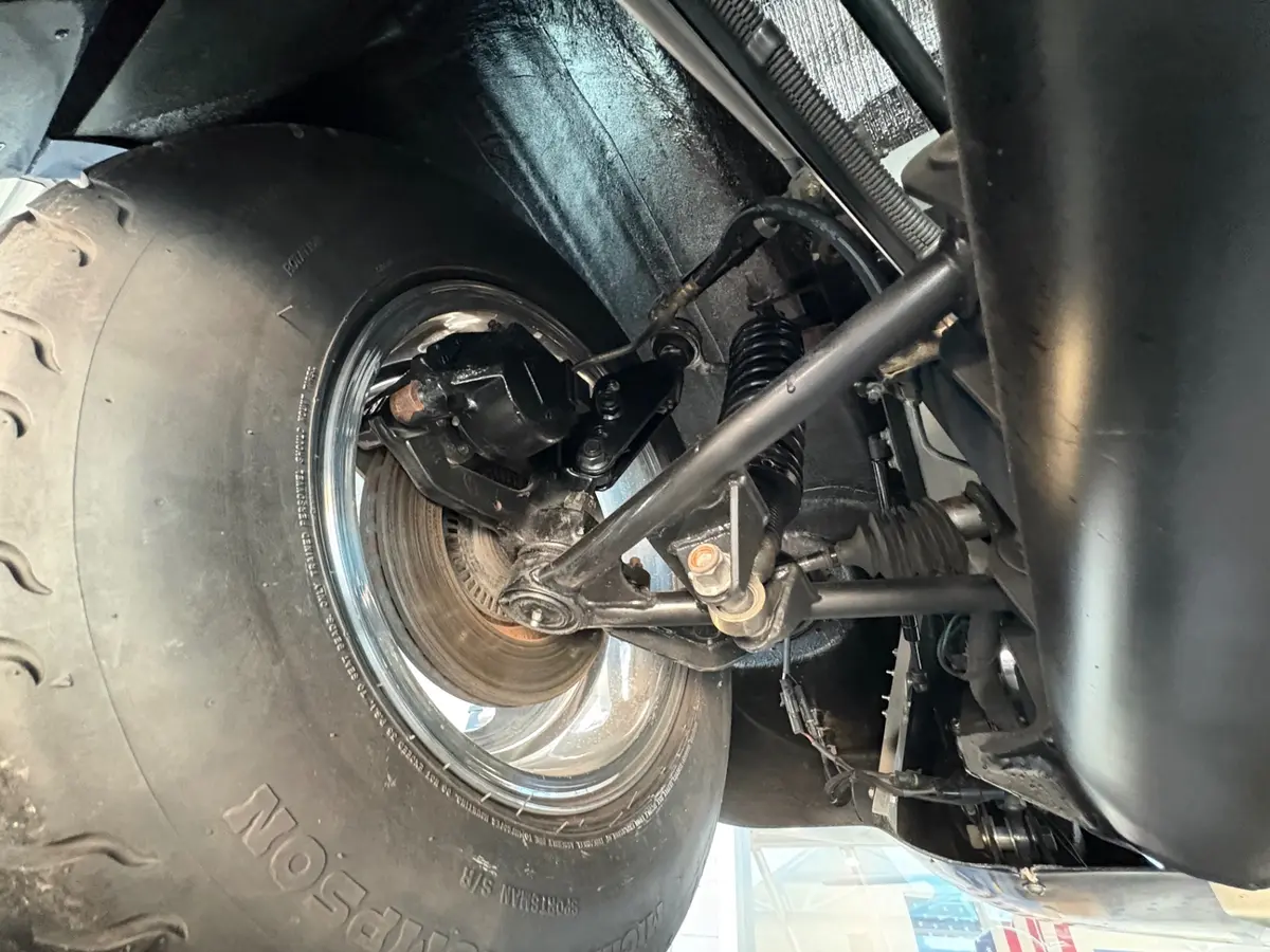 Vehicle photo 51