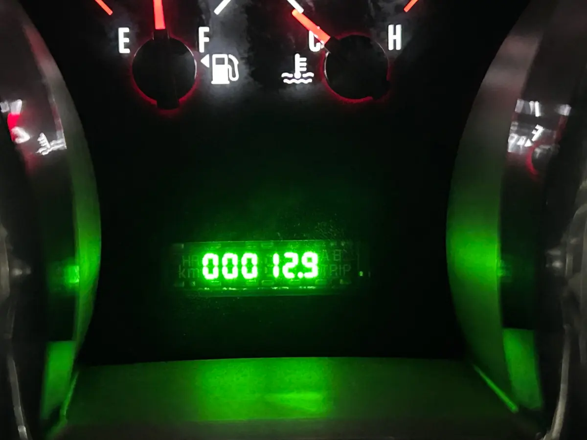 Vehicle photo 16