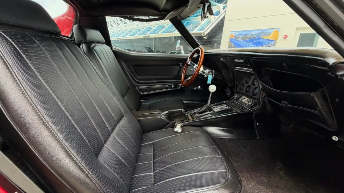 Vehicle photo 39