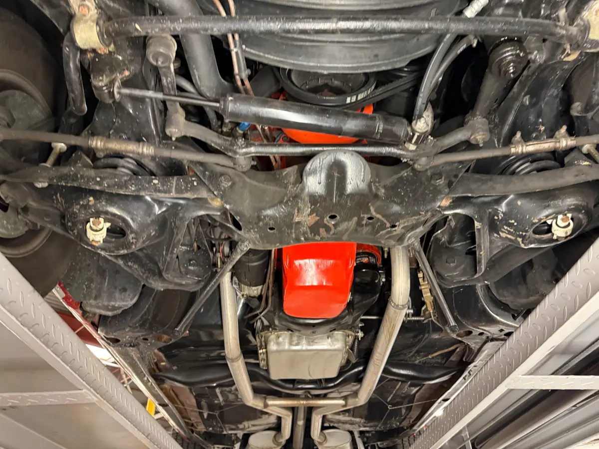 Vehicle photo 48