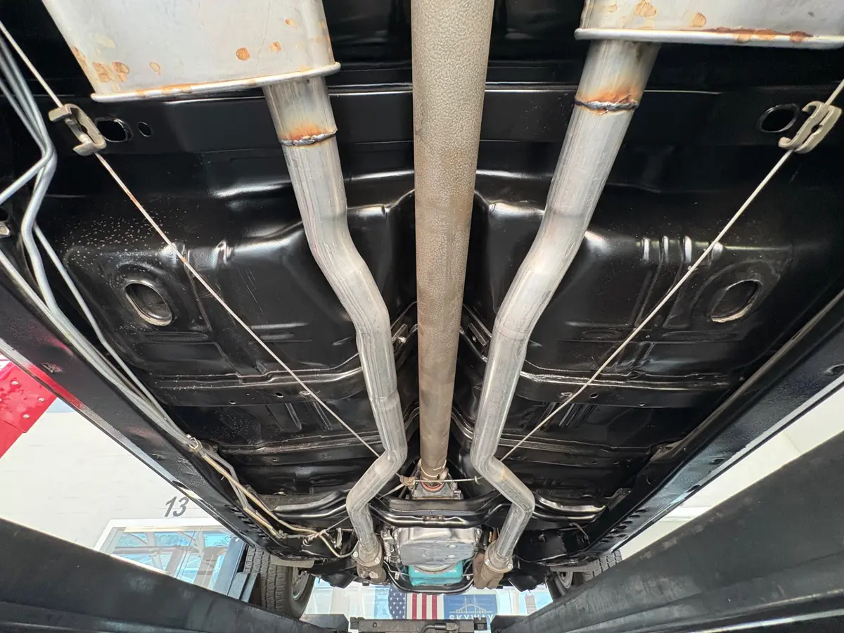 Vehicle photo 58