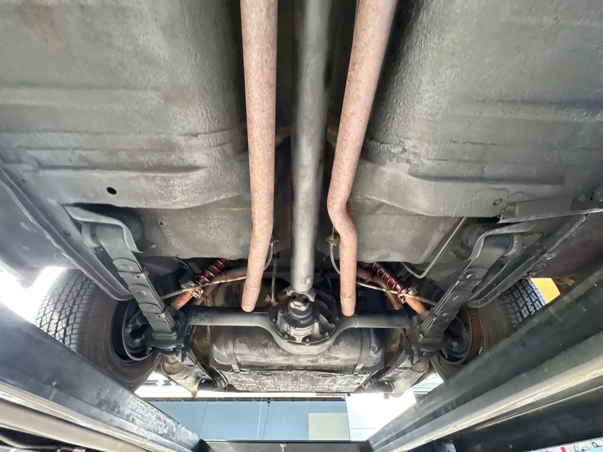 Vehicle photo 59