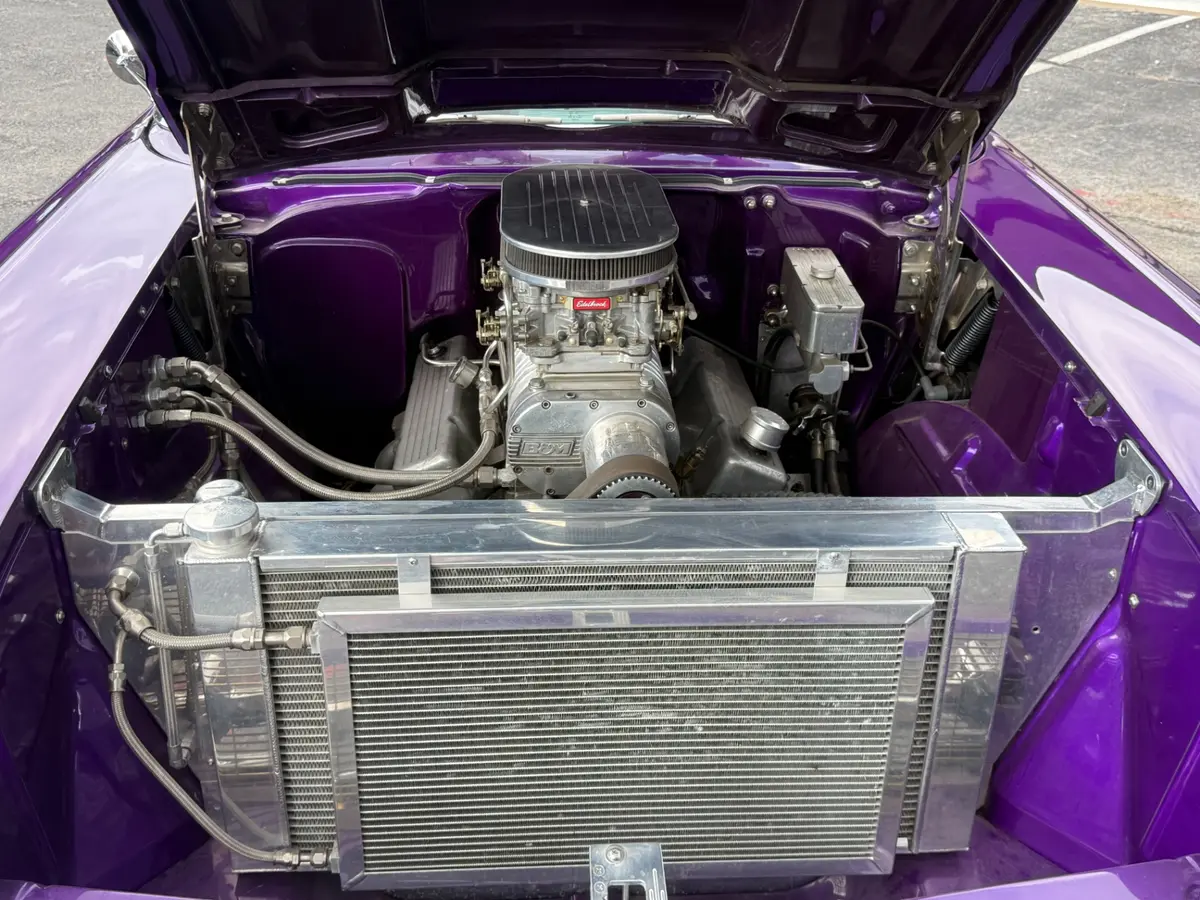 Vehicle photo 29