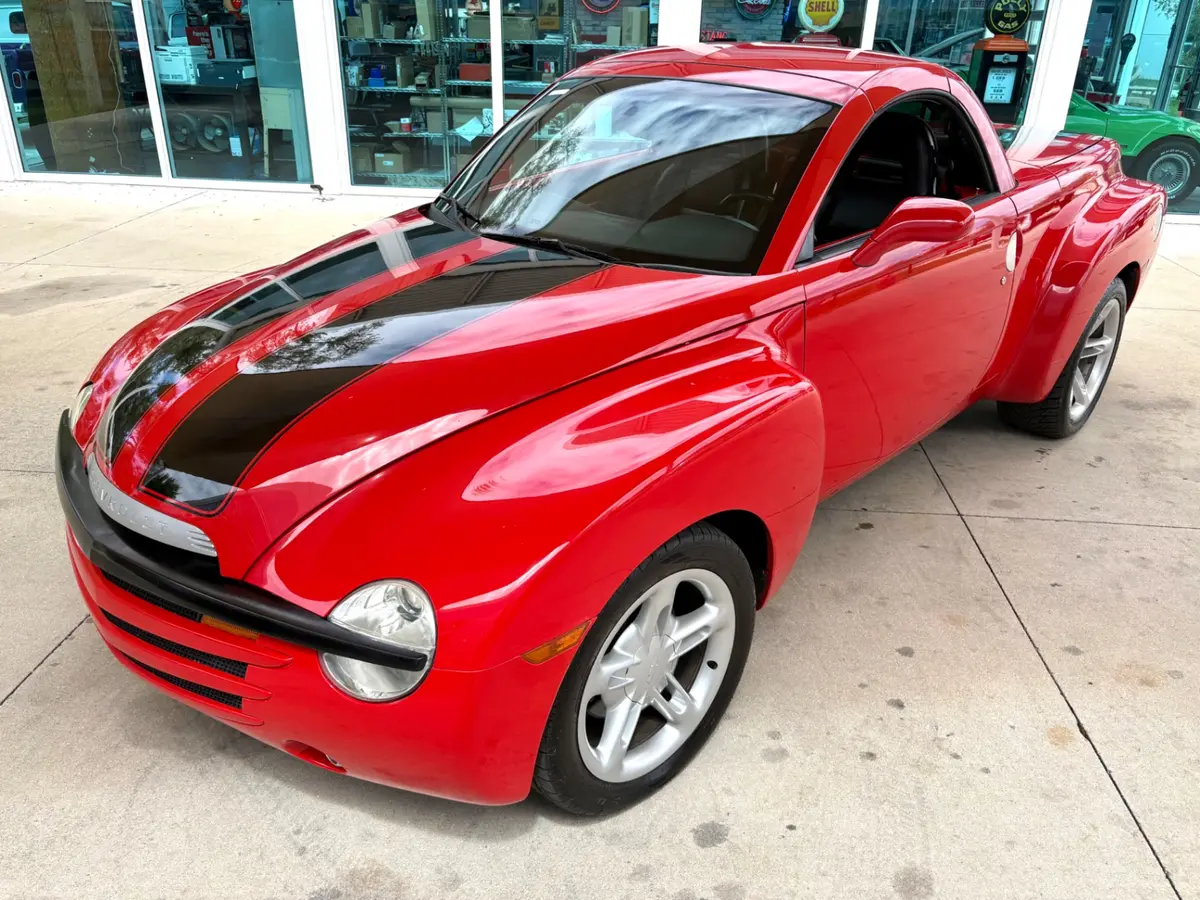 Vehicle photo 21