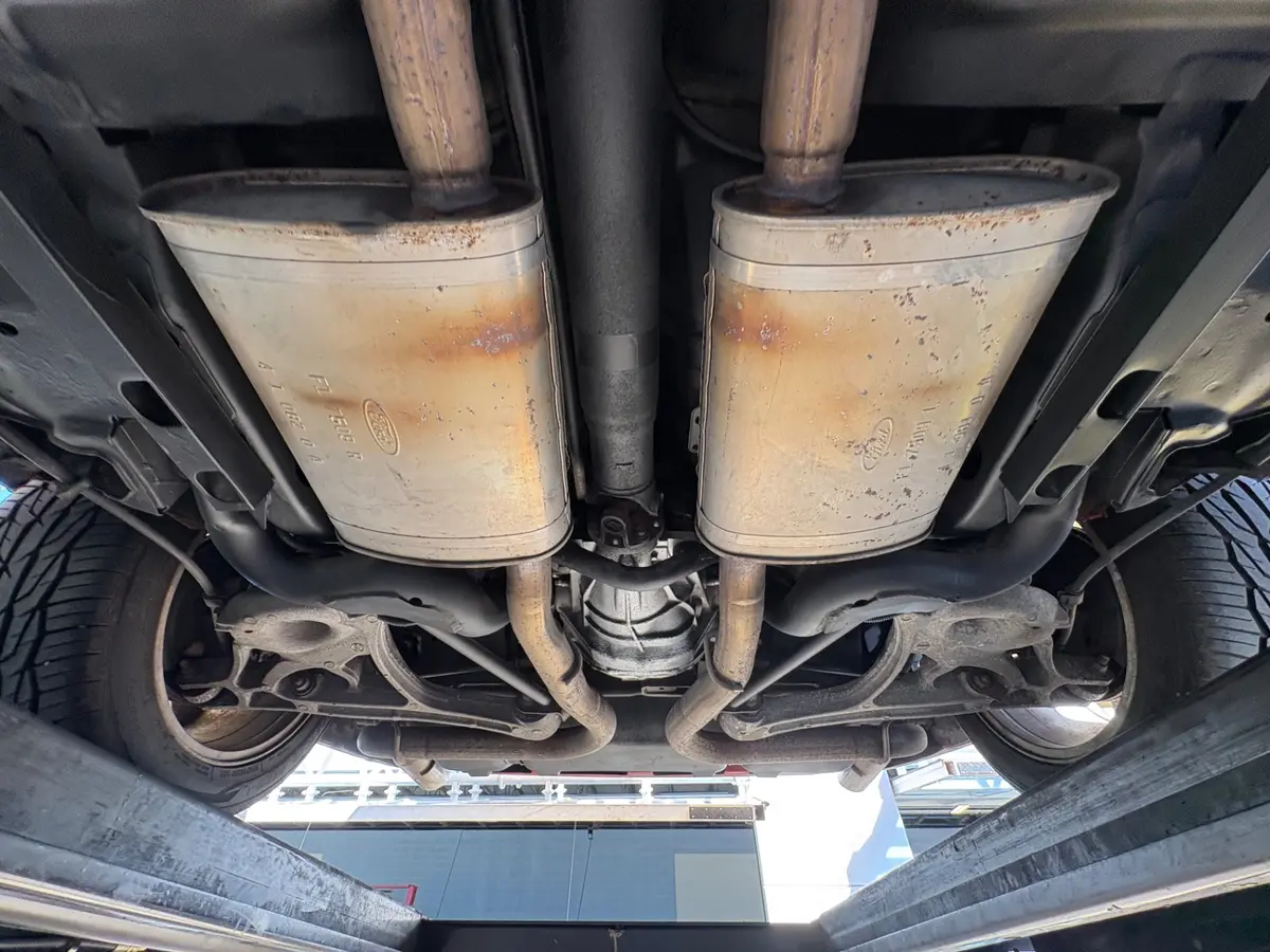Vehicle photo 63