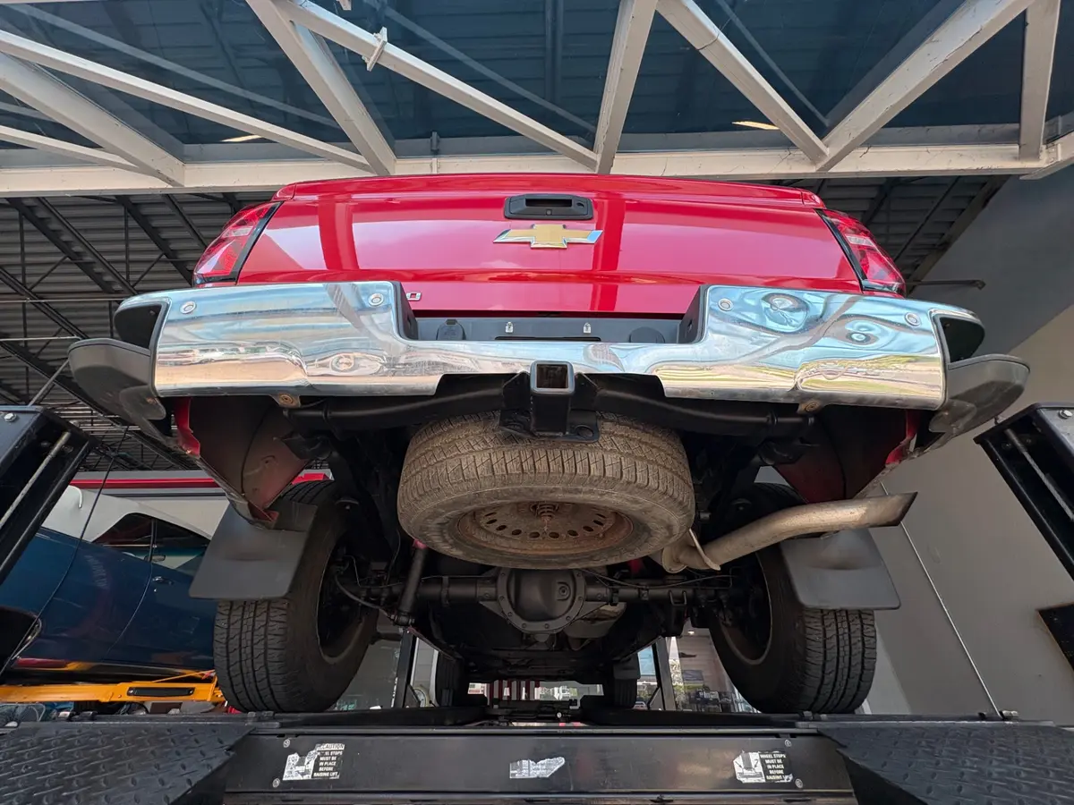 Vehicle photo 48