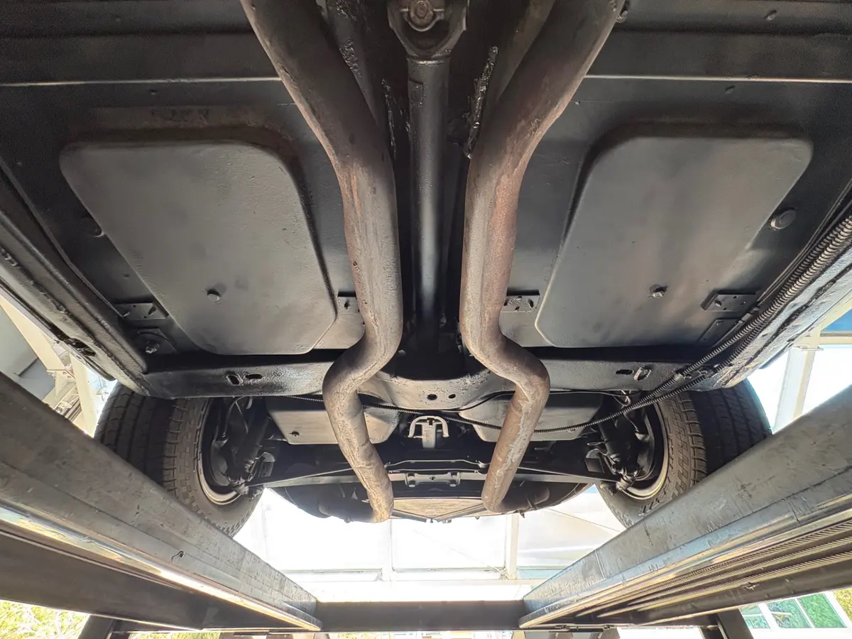 Vehicle photo 67