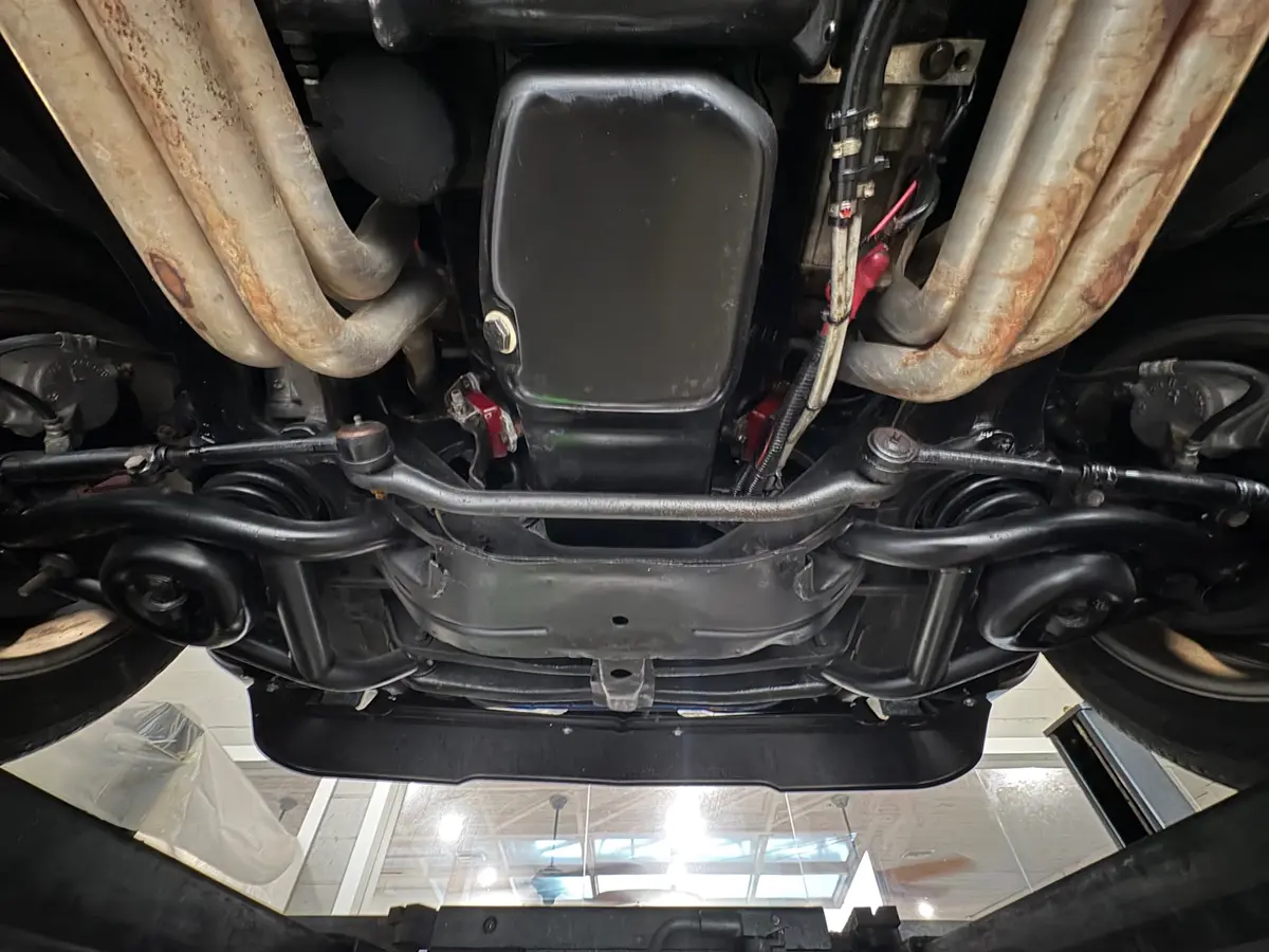 Vehicle photo 49