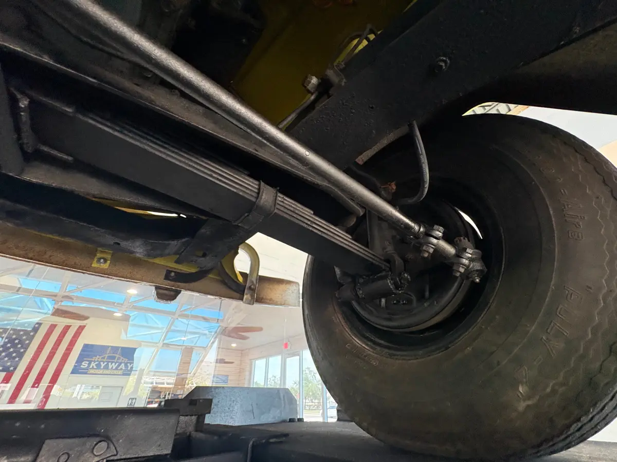 Vehicle photo 53