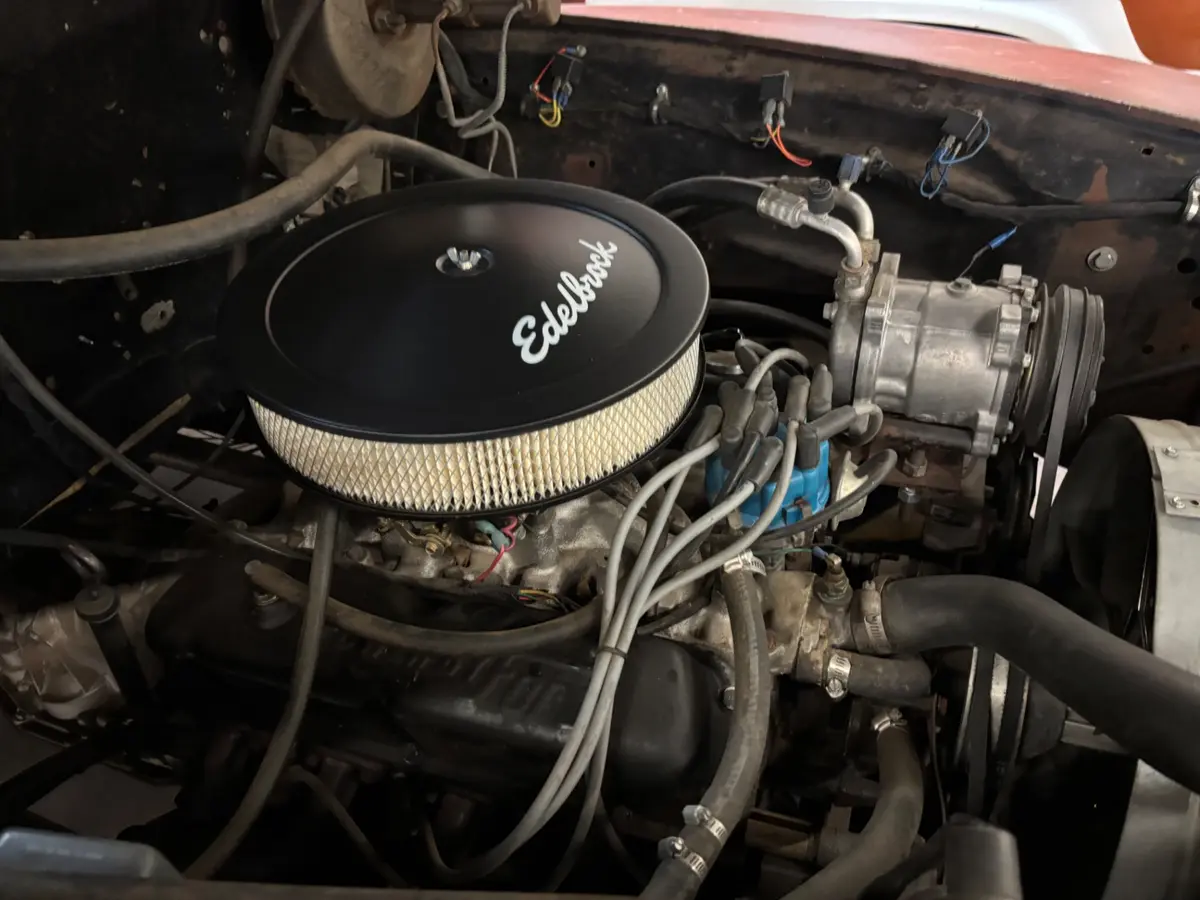 Vehicle photo 29