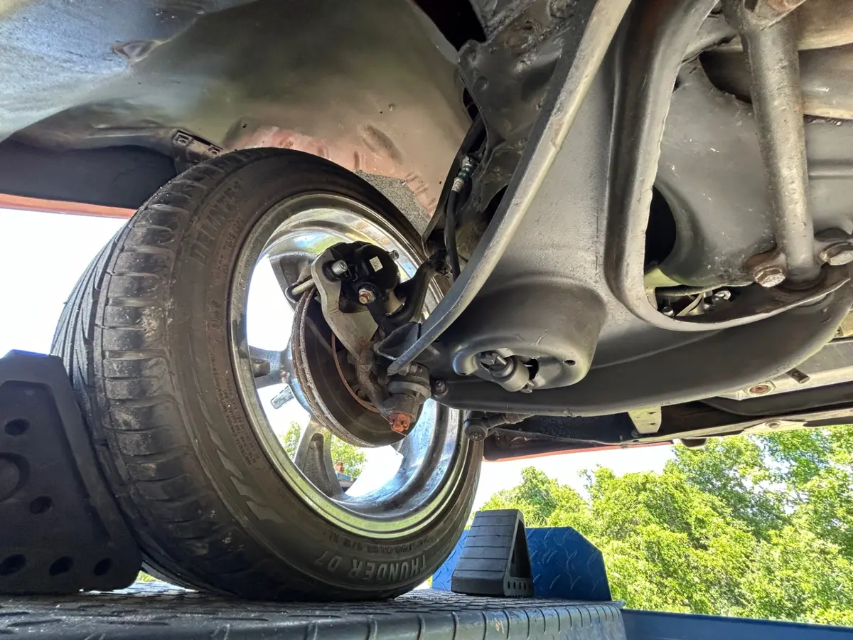 Vehicle photo 46