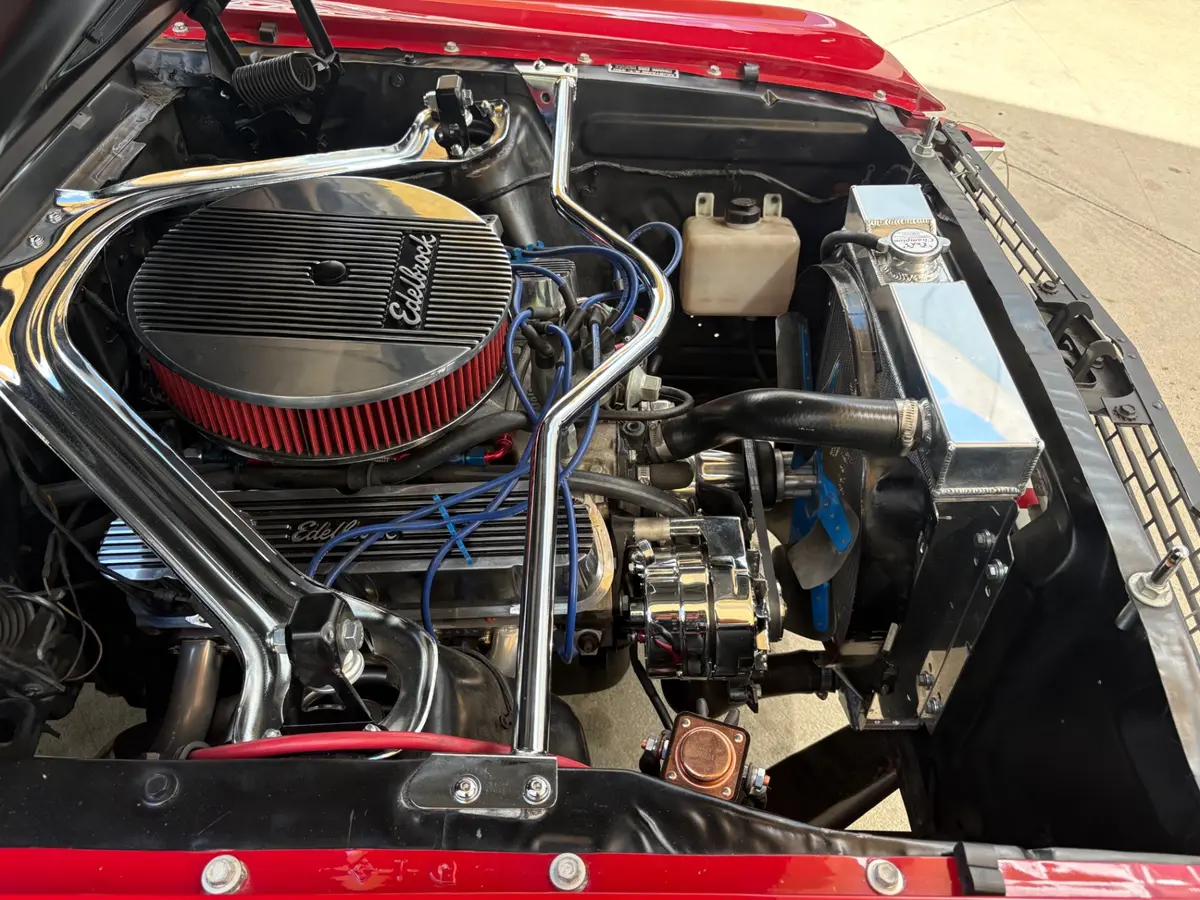 Vehicle photo 27