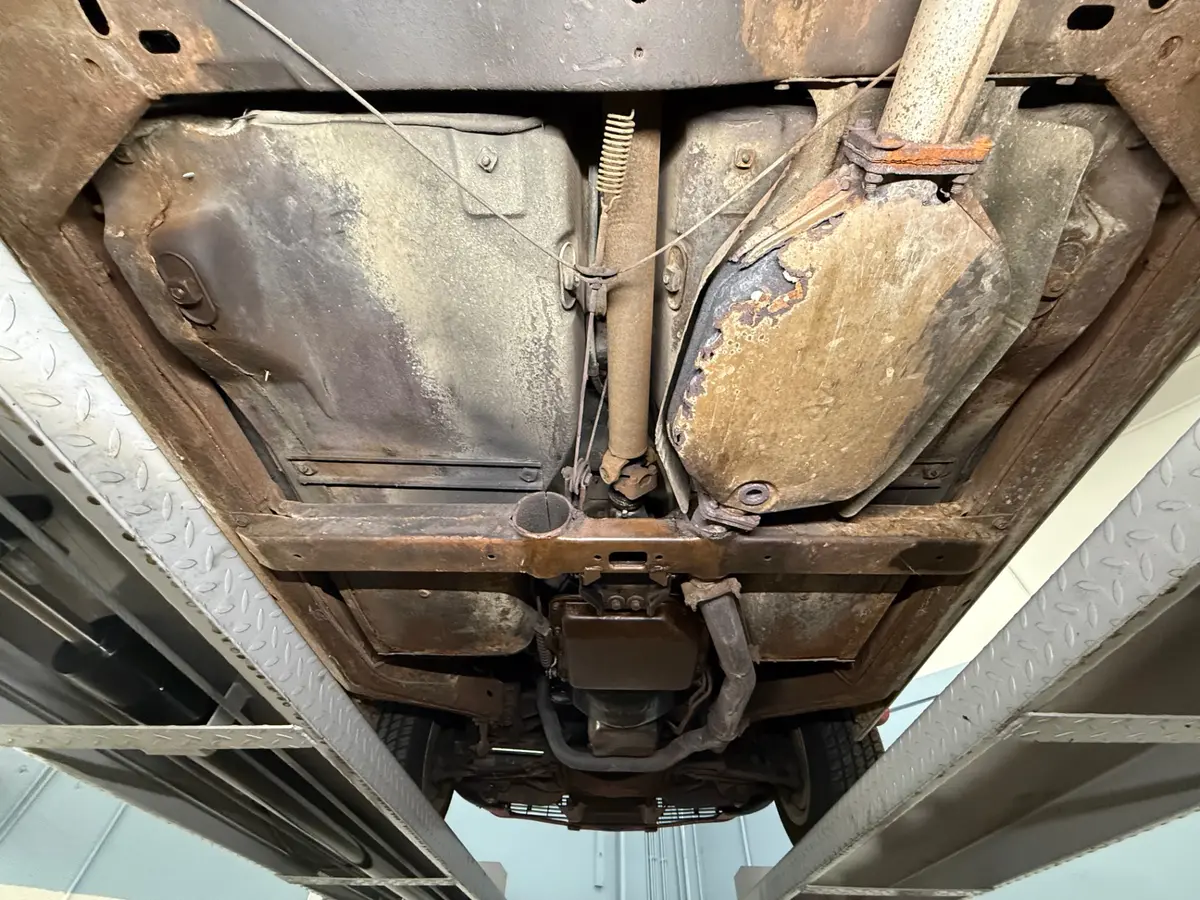 Vehicle photo 39
