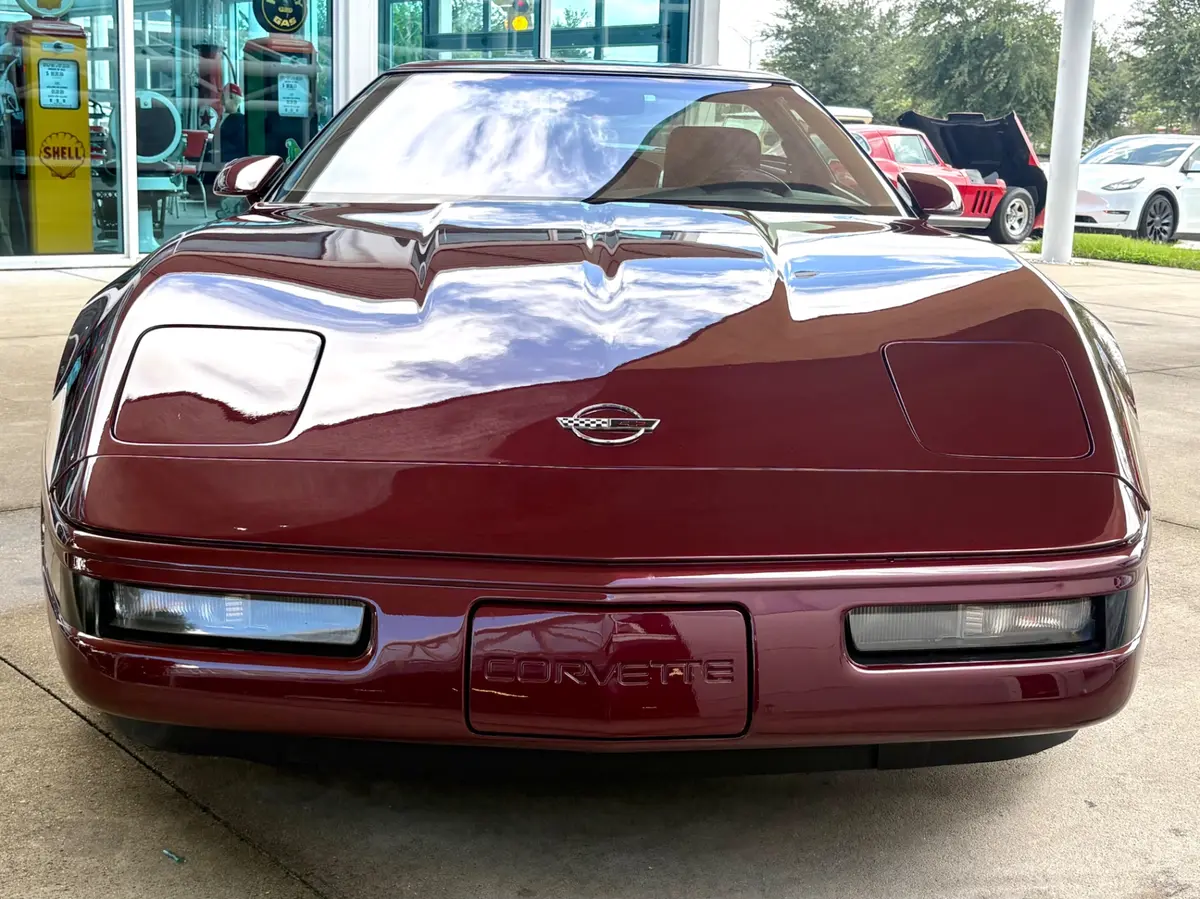 Vehicle photo 2