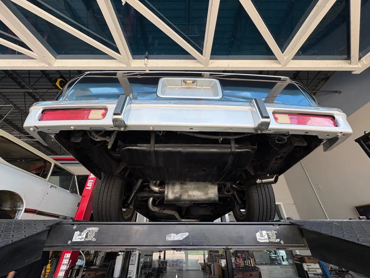 Vehicle photo 40