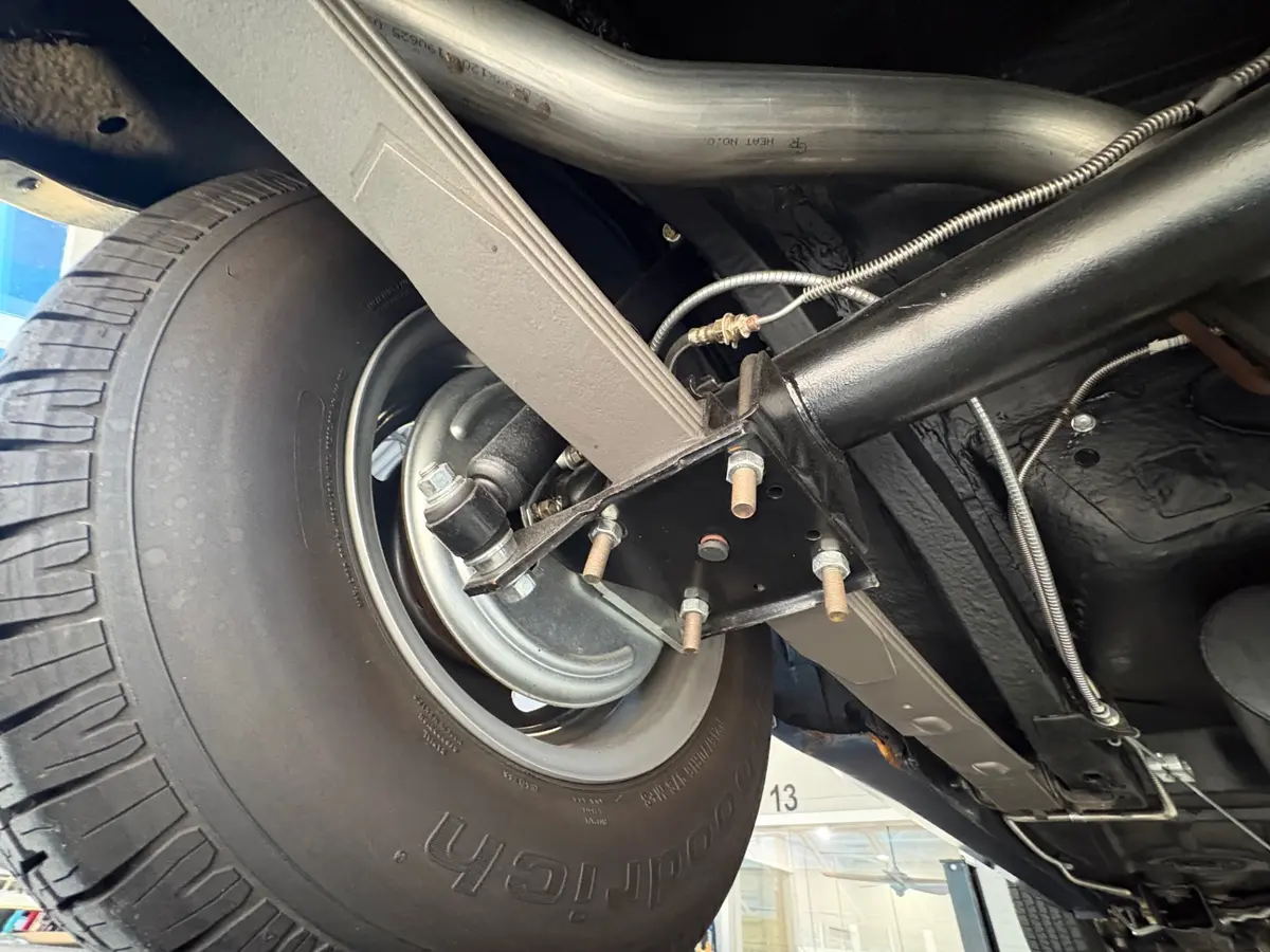 Vehicle photo 58