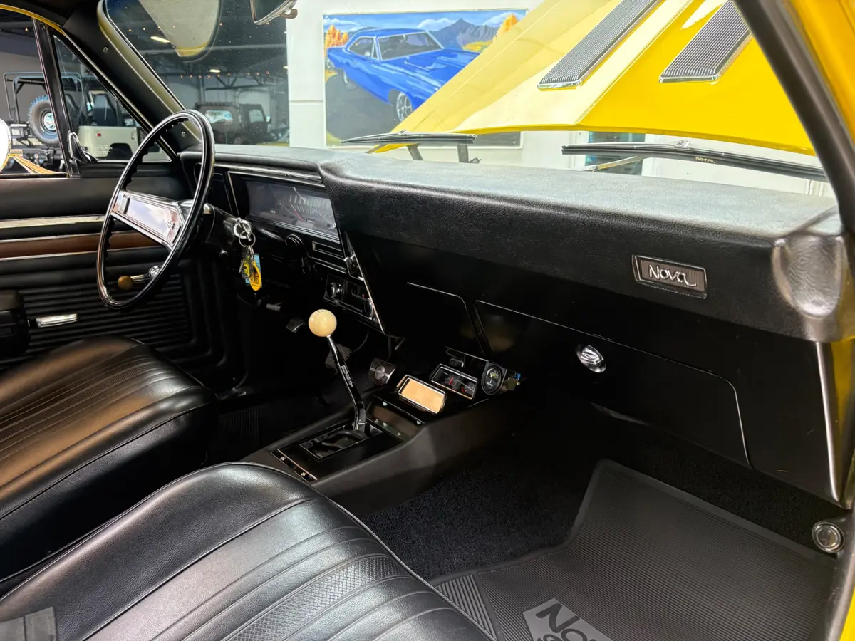 Vehicle photo 45