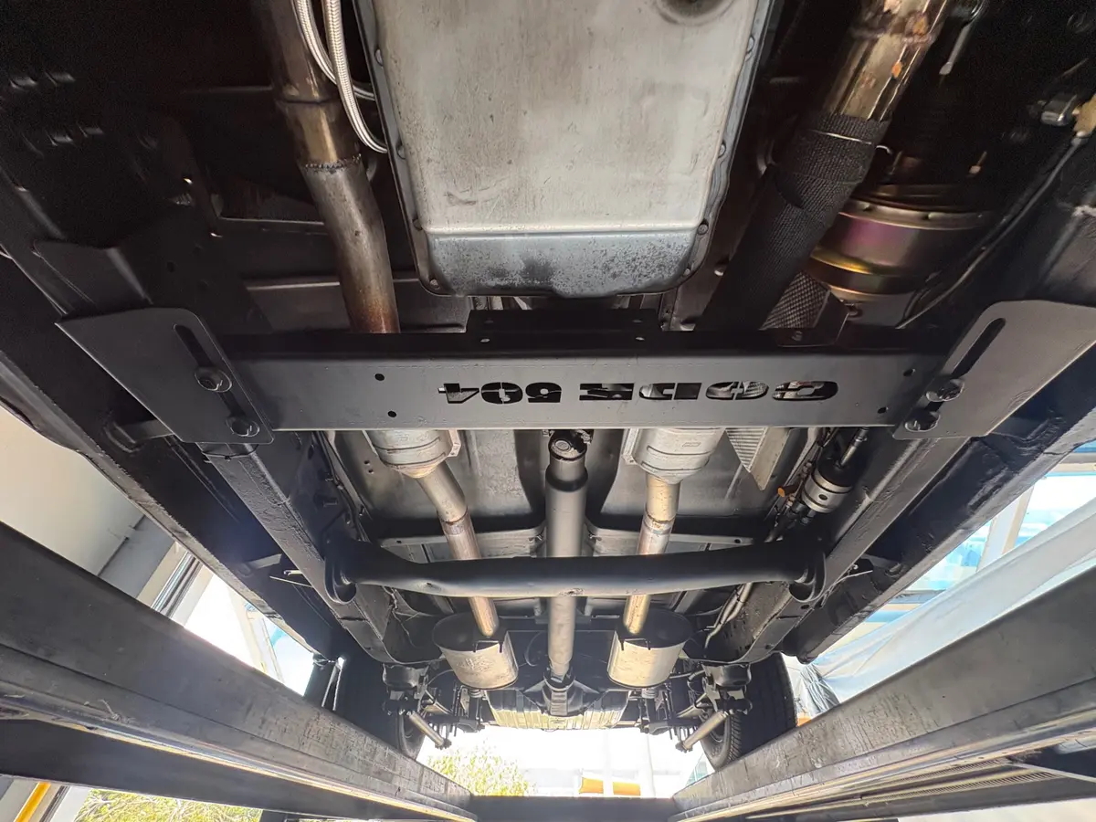 Vehicle photo 52