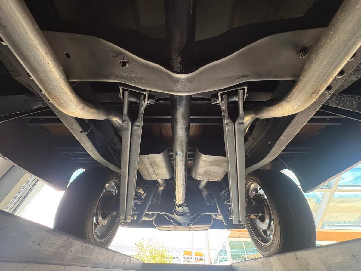 Vehicle photo 53