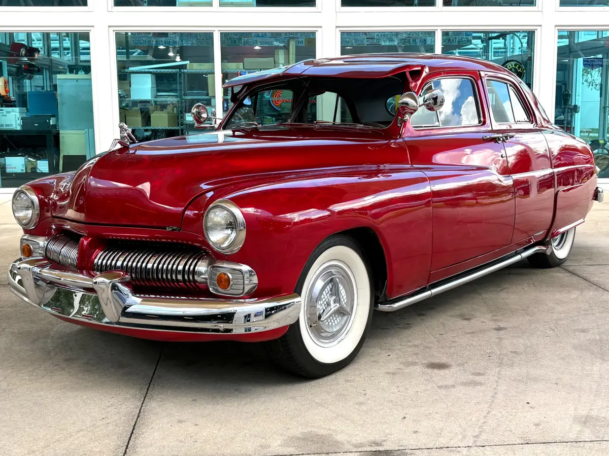 Vehicle photo 1