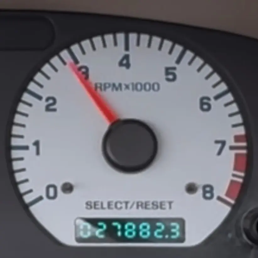 Vehicle photo 30