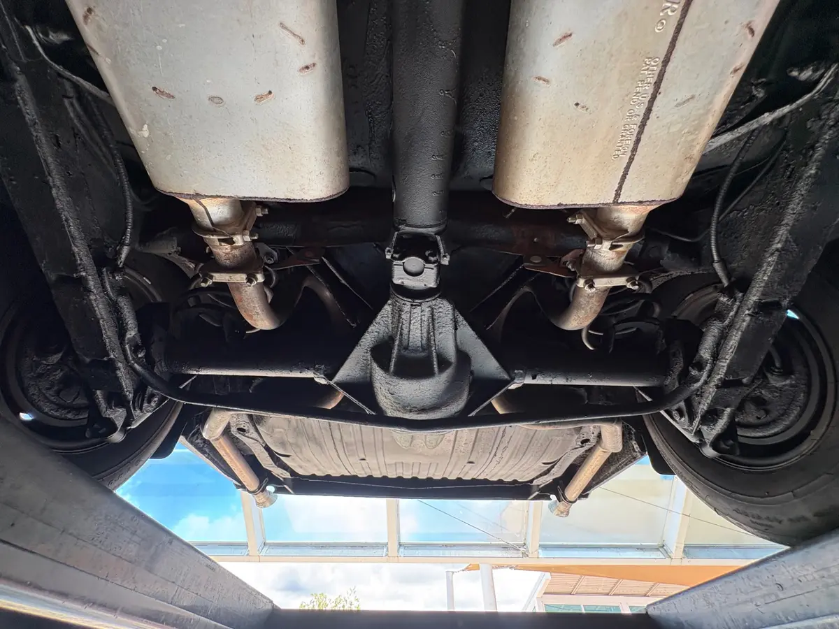 Vehicle photo 65