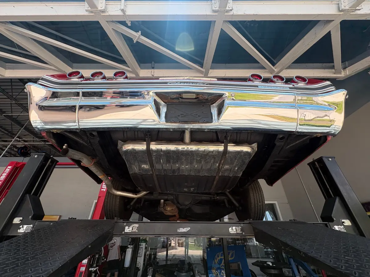 Vehicle photo 48