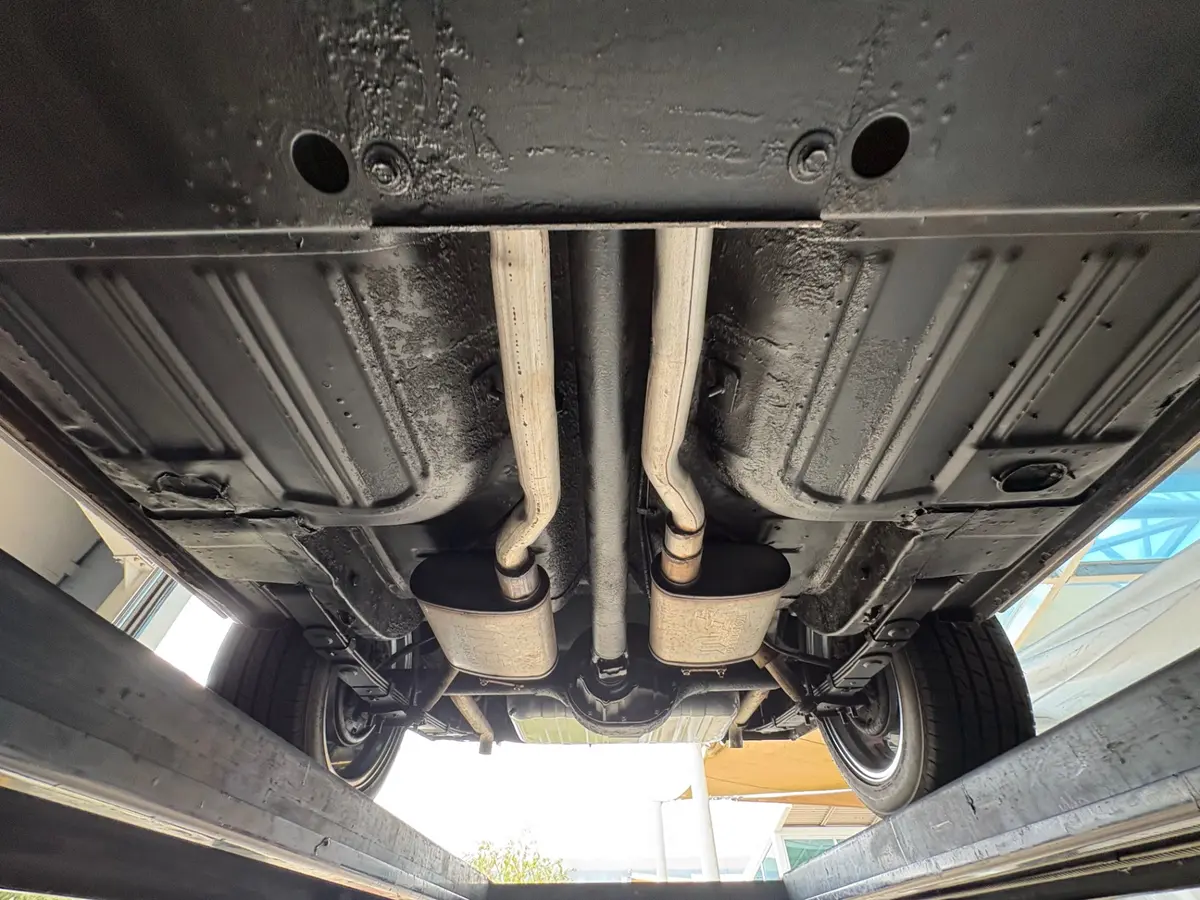Vehicle photo 63