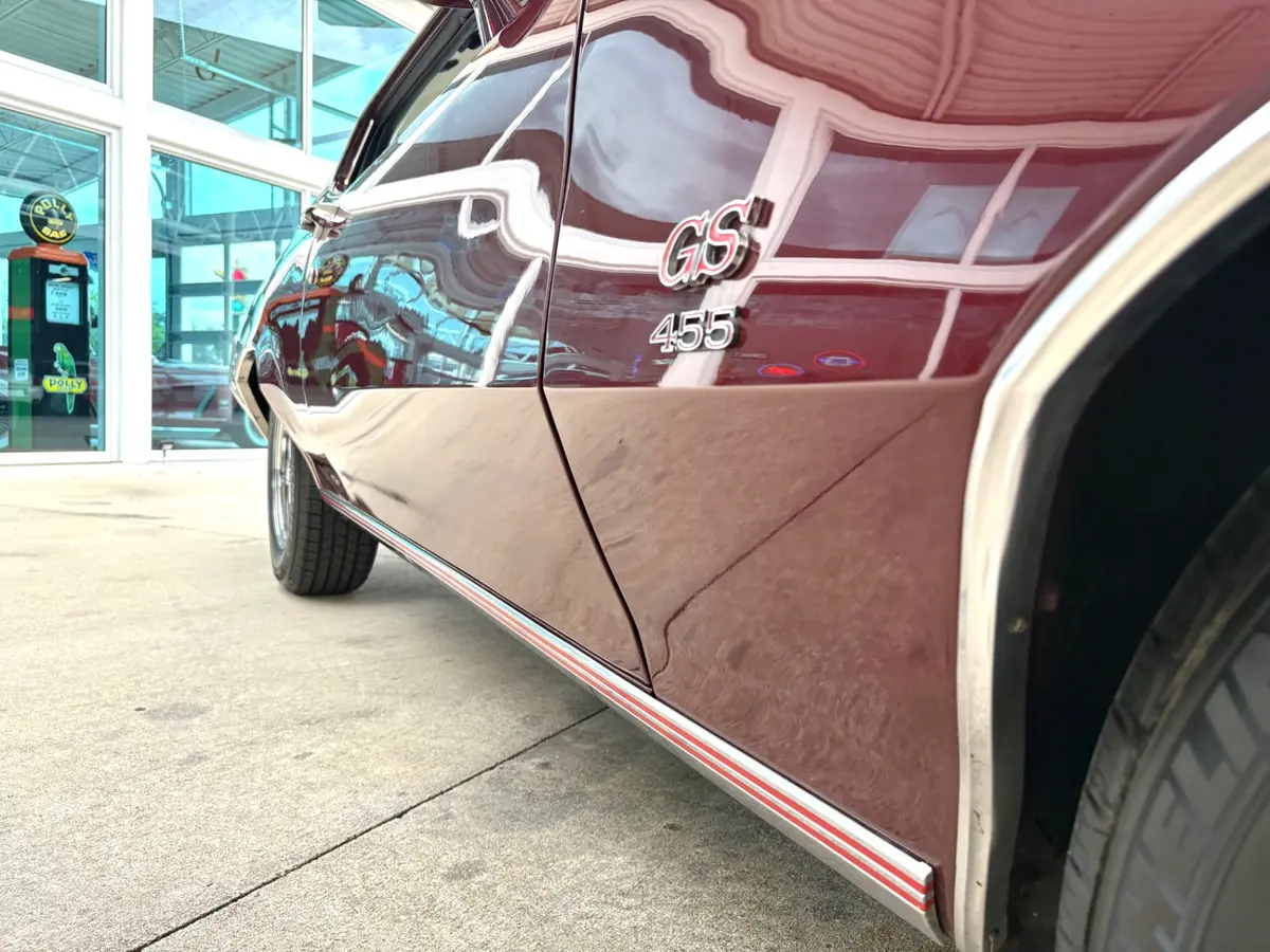 Vehicle photo 20