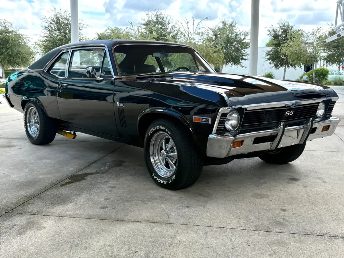 Vehicle photo 4