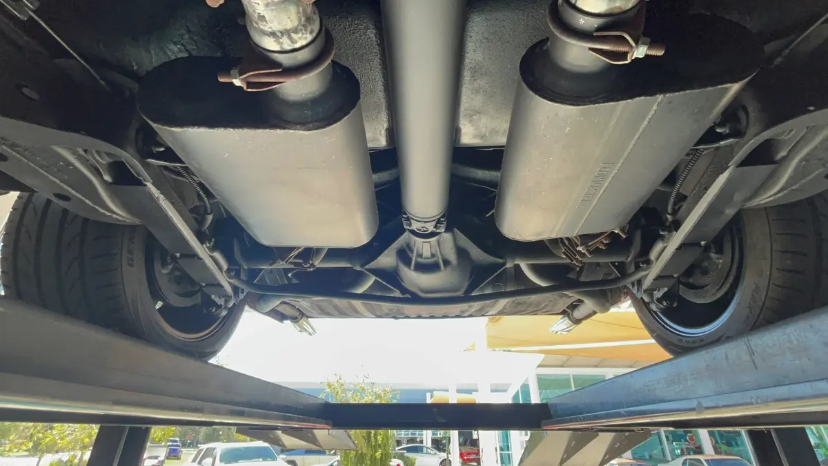 Vehicle photo 58
