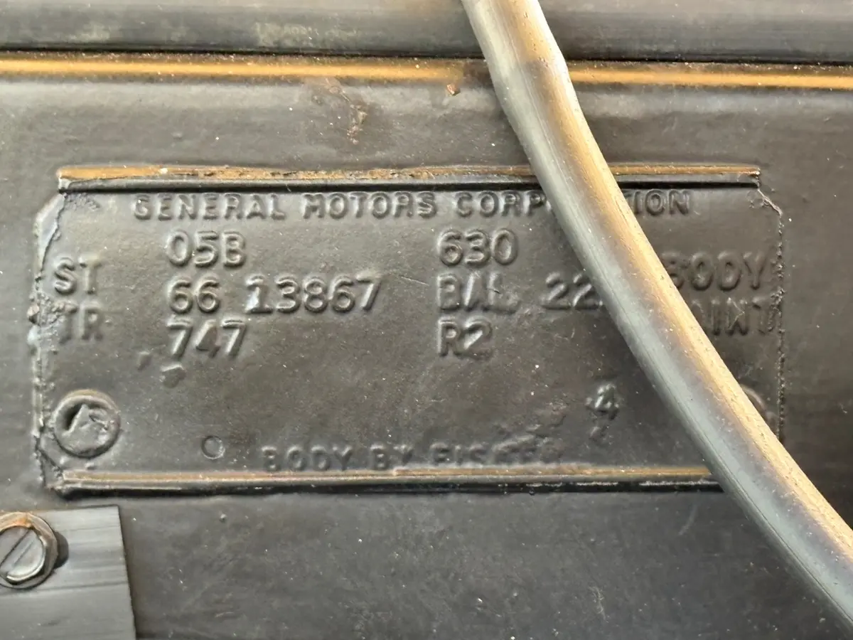 Vehicle photo 31