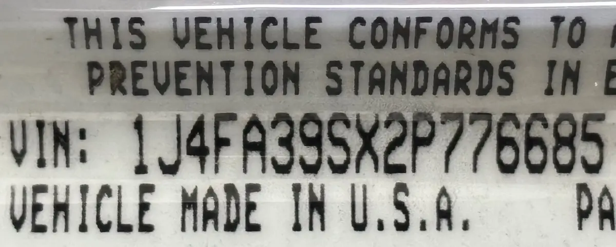 Vehicle photo 14